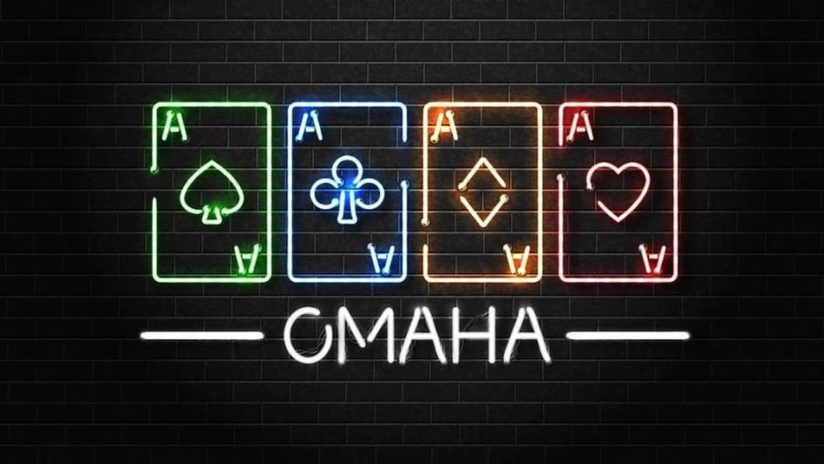Покер правила на Omaha Poker. Научете как се играят различните варианти на Омаха - Pot Limit Omaha и Omaha Hi-Lo. Сила на ръцете, залагане и съвети за игра.