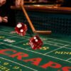 Защо казино играта със зарове Craps се казва така? История, правила и произход